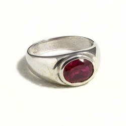 Anello pietra ovale rossa