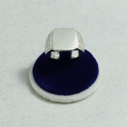 Anello uomo inciso rettangolare