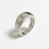 Anello uomo inciso rettangolare