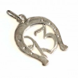 Ferro di cavallo con 13