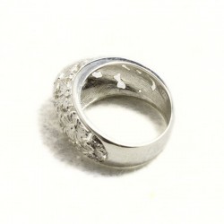 Anello donna inciso con punta