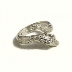 Anello serpente texture pelle